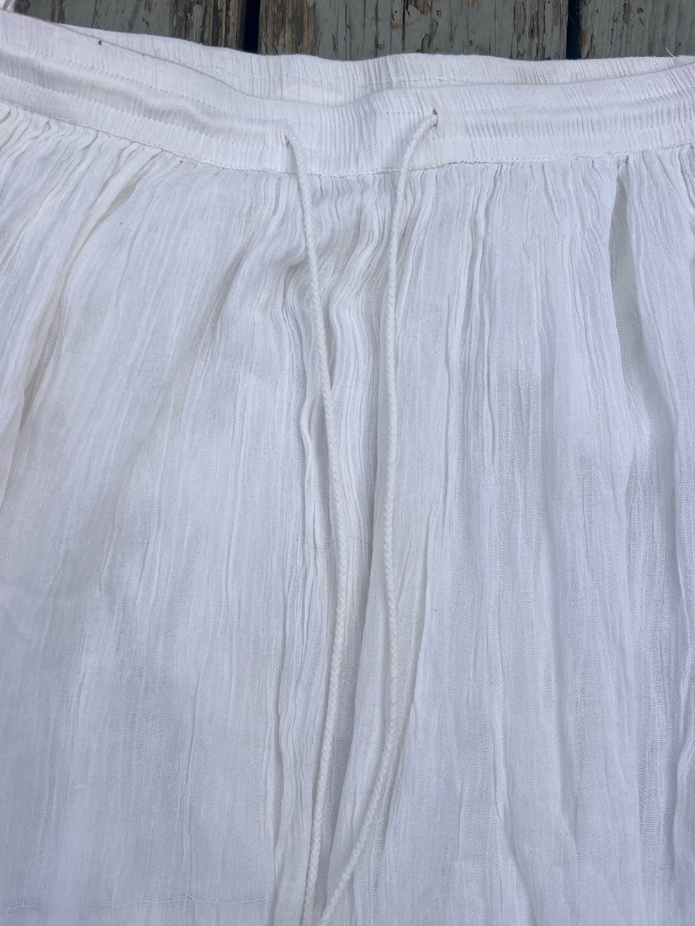 Vintage bobbie brooks rayon White Boho Maxi Skirt with Lace Hem - Picture 4 of 4